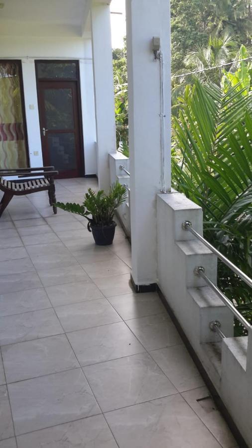 New Sandaruvilla เวลิกามา ภายนอก รูปภาพ