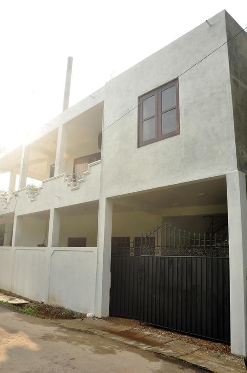 New Sandaruvilla เวลิกามา ภายนอก รูปภาพ
