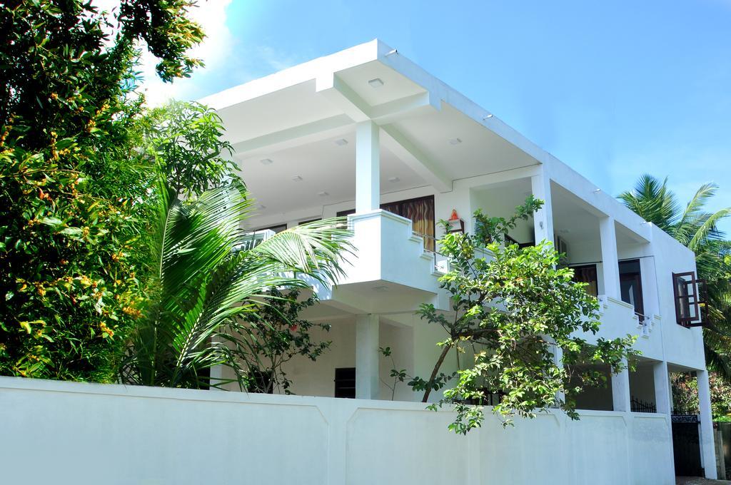 New Sandaruvilla เวลิกามา ภายนอก รูปภาพ