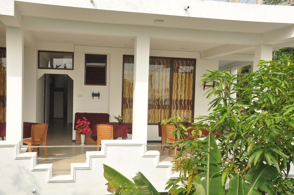 New Sandaruvilla เวลิกามา ภายนอก รูปภาพ